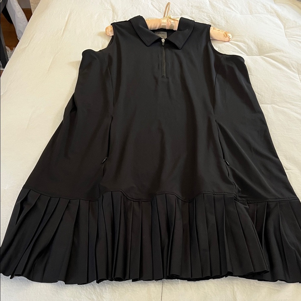 Black Sleeveless Pleated Hem Polo Dress with shorts - Picture 2 of 8